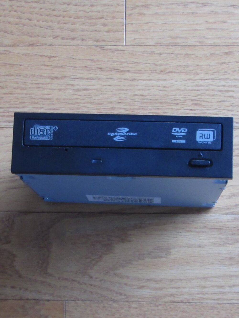 Lite-On It Corp DVD/CD Rewritable Drive Model SHW-160H6S07C removed from old PC